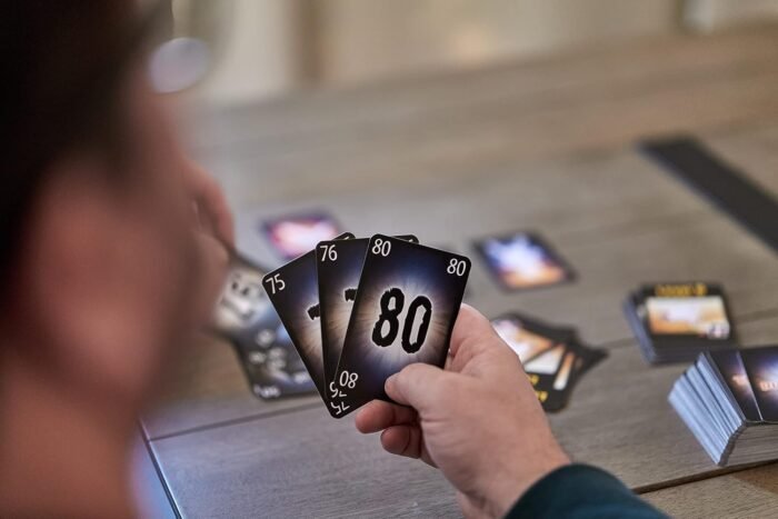 The Mind Card Game for 8+ Children, Family & Friends, 2-4 Players, 20 Minutes, Strategy/Puzzle, Space Theme, Unique Gameplay Mechanics, Extreme Mode - Image 4