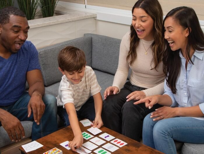 MPS MY PARTY SUPPLIERS® 1pc Set Card Game The Family Game of Visual Perception Card Game, Card Games to Play with Family, 1+ Players, Families Fun Card Games, Puzzle Card Game - Image 2