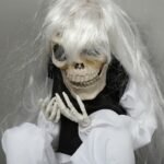 Halloween Horror Props Electric Crying Little Ghost Toy Tricky Scary Crying Bar Decoration Haunted House Party Decoration, Light Music Halloween Decor - Image 2